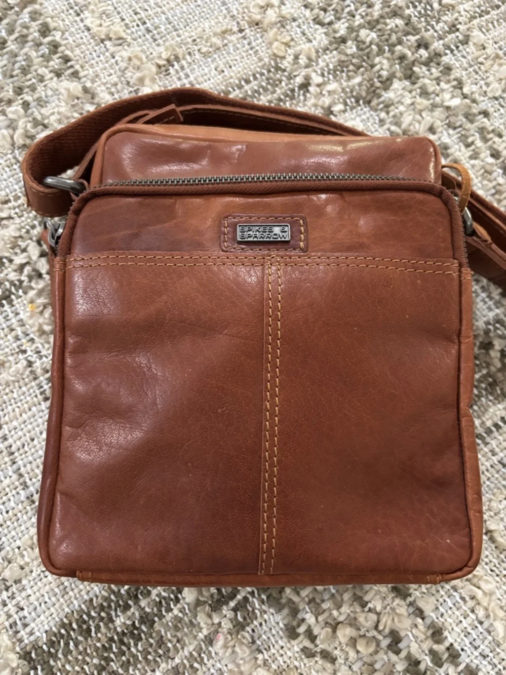 Spikes & Sparrow Saddle Brown Leather Crossbody Bag NWOT Unisex